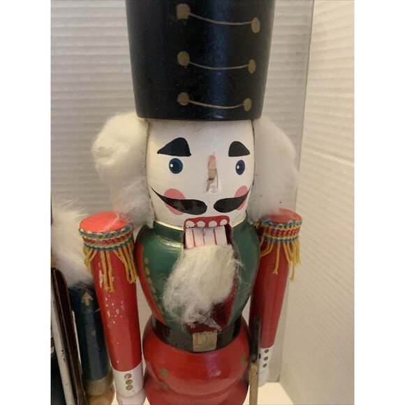 Christmas Ornament Nutcracker Set Of 3 damage parts only - Picture 8 of 16